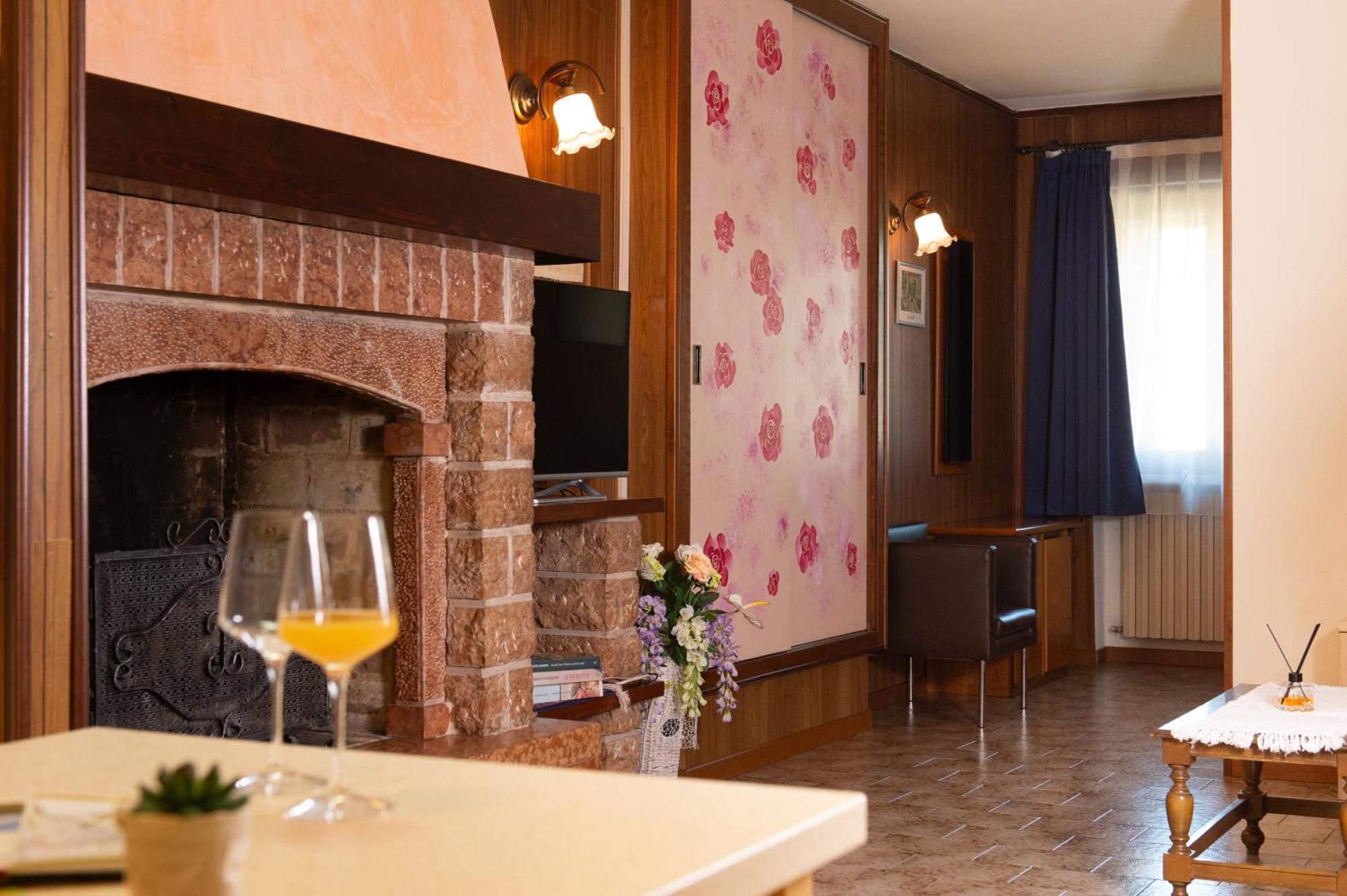 Vago B&B La Casa Di Rosa מראה חיצוני תמונה