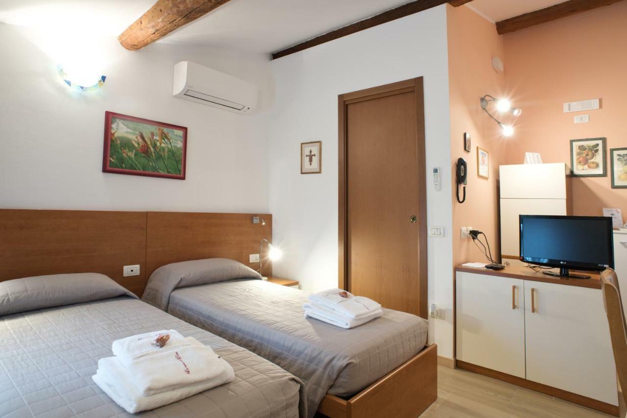 Vago B&B La Casa Di Rosa מראה חיצוני תמונה